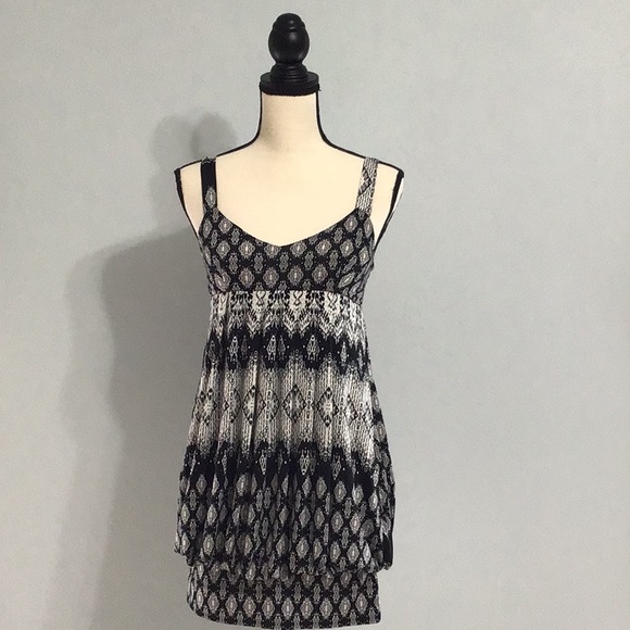 FOREVER 21 BANDED TANK - Picture 1 of 5